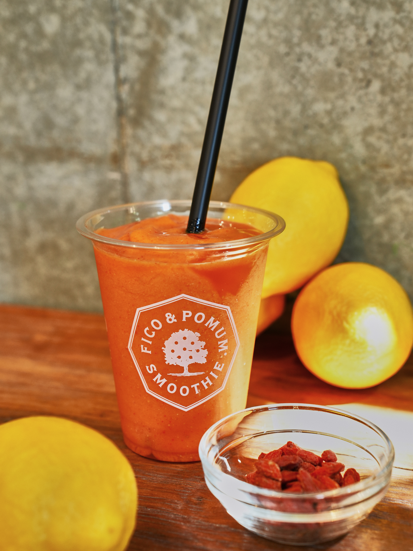 Ｆ＆Ｐ Smoothie Cafe｜本格スムージーのヘルシーファストフードカフェ